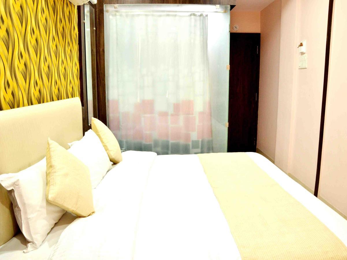 Oyo 2403 Hotel Aamantran Avenue Уджайн Екстериор снимка